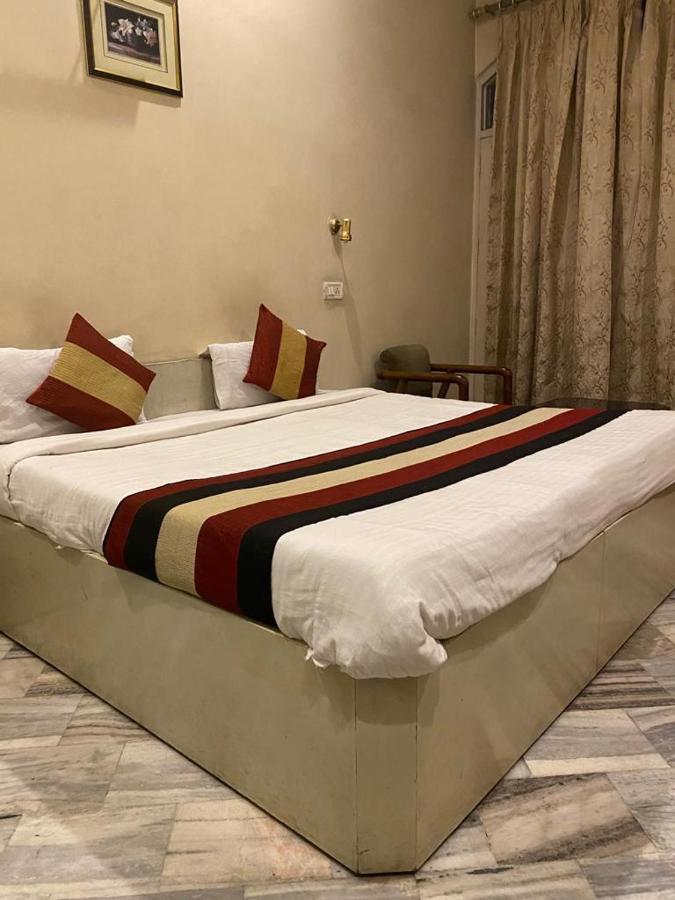 Lavi Hotel Hari Darshan - 10 Meter From Golden Temple Amritsar Luaran gambar